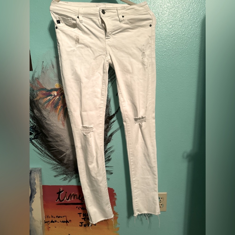 KanCan Ankle Jeans white great for summer!